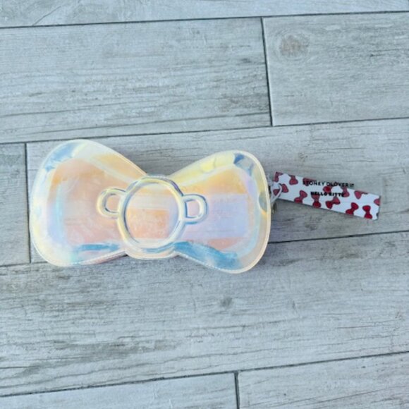 NWT Hello Kitty Stoney Clover Lane Iridescent Bow Pouch - Picture 2 of 3